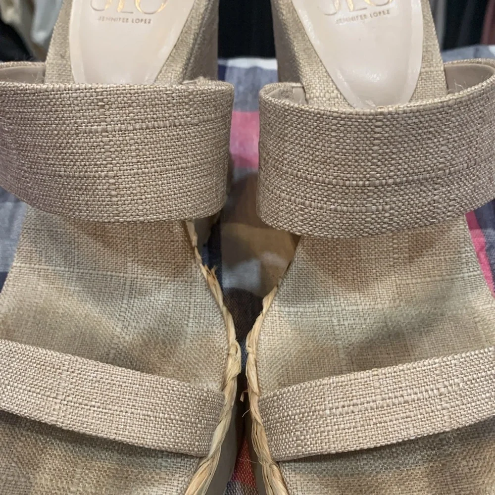 JLo wedges